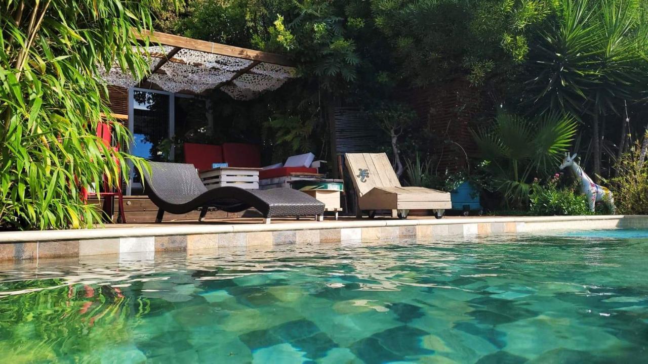 Logement De Charme Avec Piscine Et Jacuzzi Carnoules  Εξωτερικό φωτογραφία